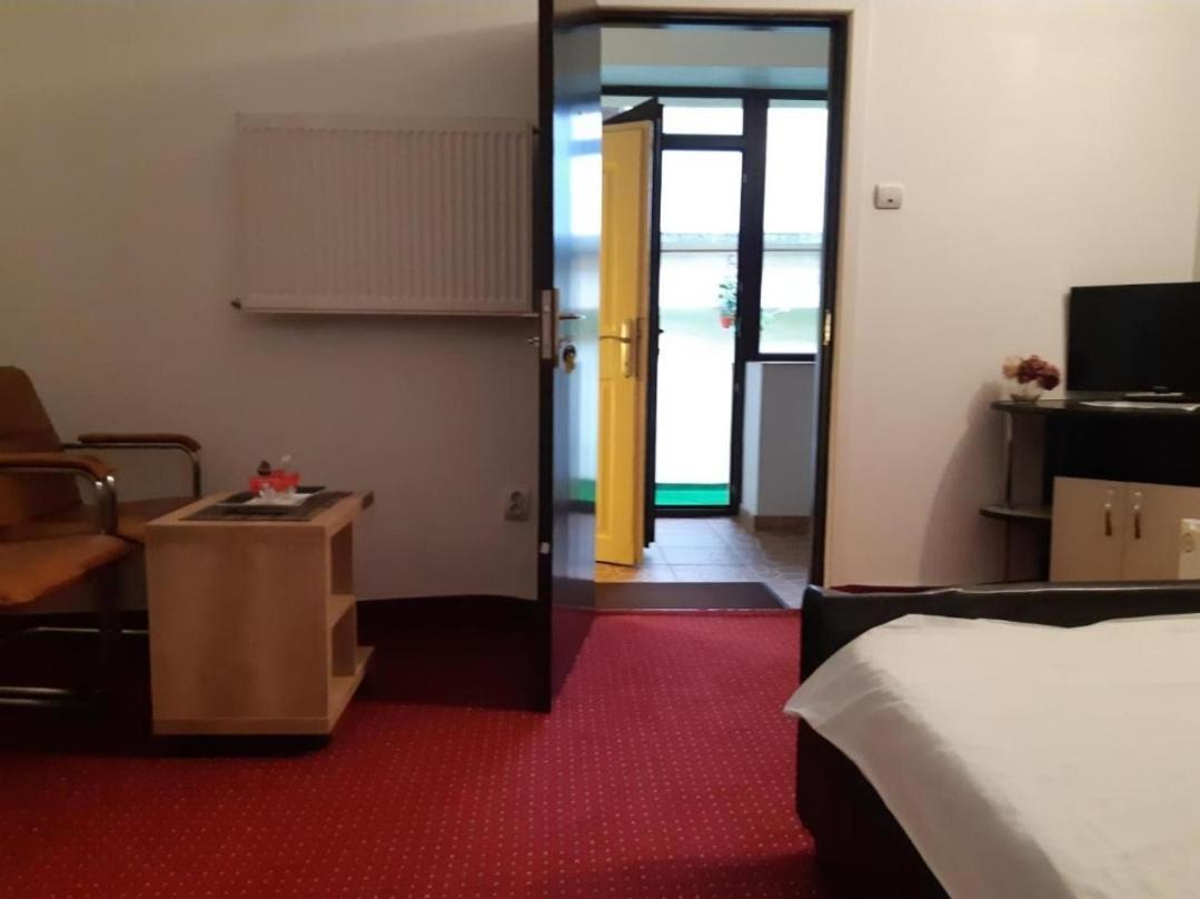 Piata Sfatului House Hotel Brasov Luaran gambar